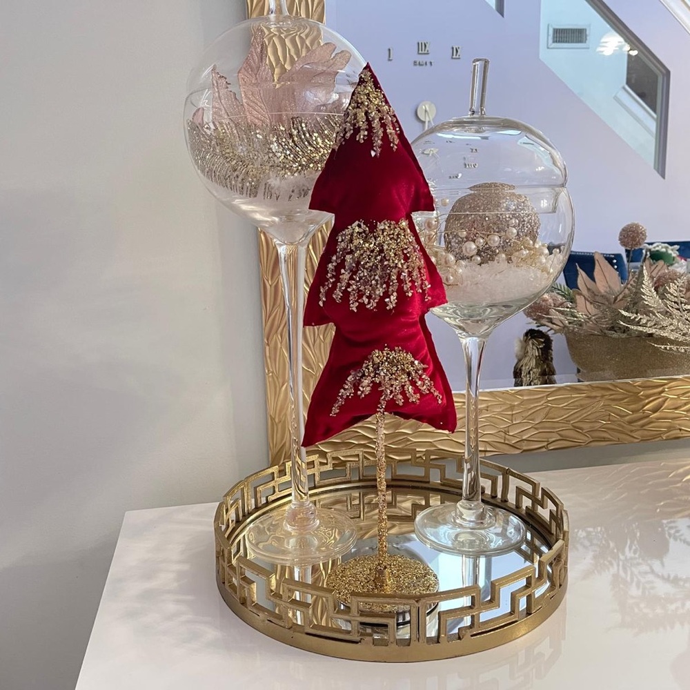 Elegant gold mirrored tray